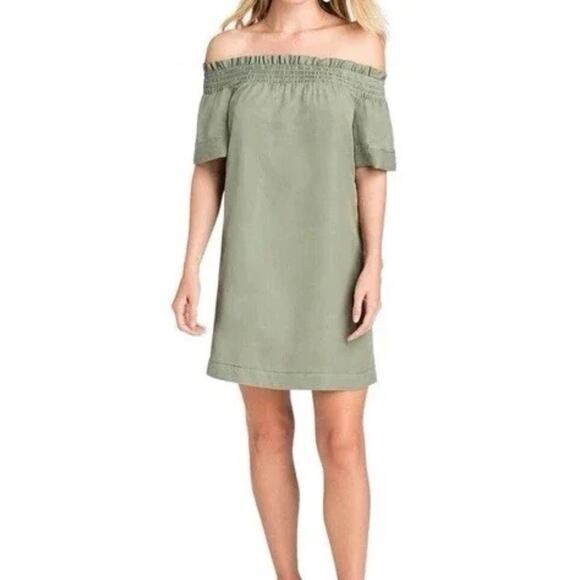 Vineyard Vines Green Madison Mini Dress Off-Shoulder Small Sage Smocked Preppy - Picture 3 of 7